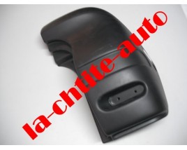 SABOT PARE CHOC ARRIERE COTE CHAUFFEUR AIXAM 500.4