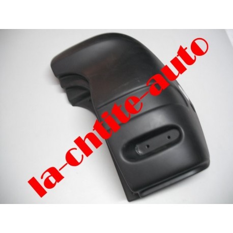 SABOT PARE CHOC ARRIERE COTE CHAUFFEUR AIXAM 500.4