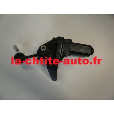 MOTEUR D'ESSUIE GLACE LIGIER IXO D'OCCASION