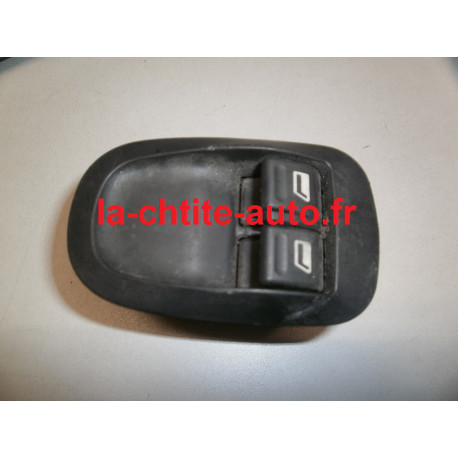 BOUTON LEVE VITRE LIGIER XTOO, XTOOR, XTOORS, XTOOS, XO, JS50 PH1, JS50 PH 2