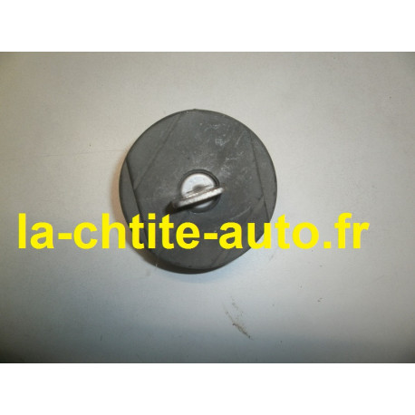 BOUCHON DE RESERVOIR